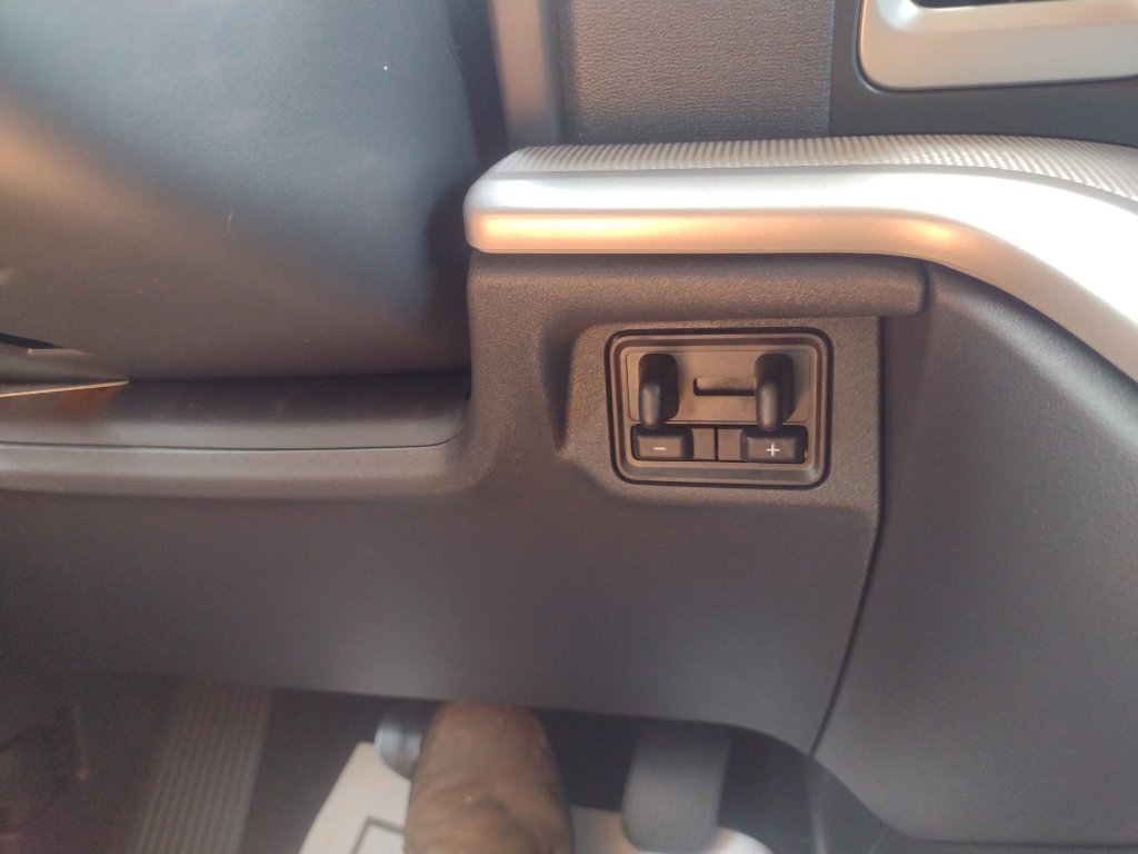 New 2025 Ford Expedition Max Active image 18