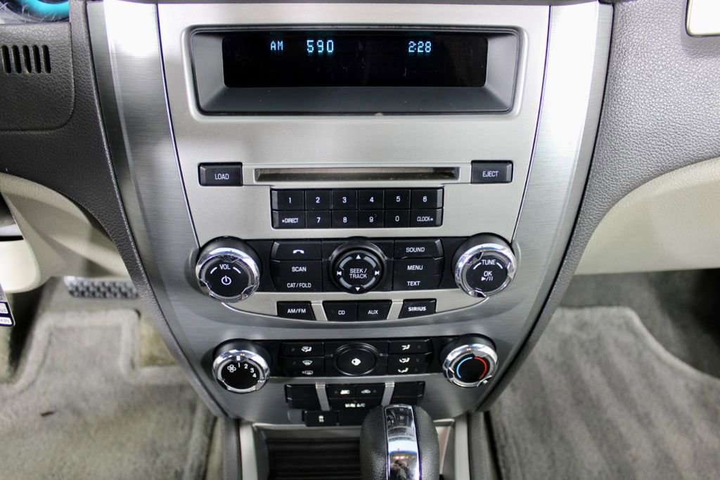 Used 2010 Ford Fusion SE image 15