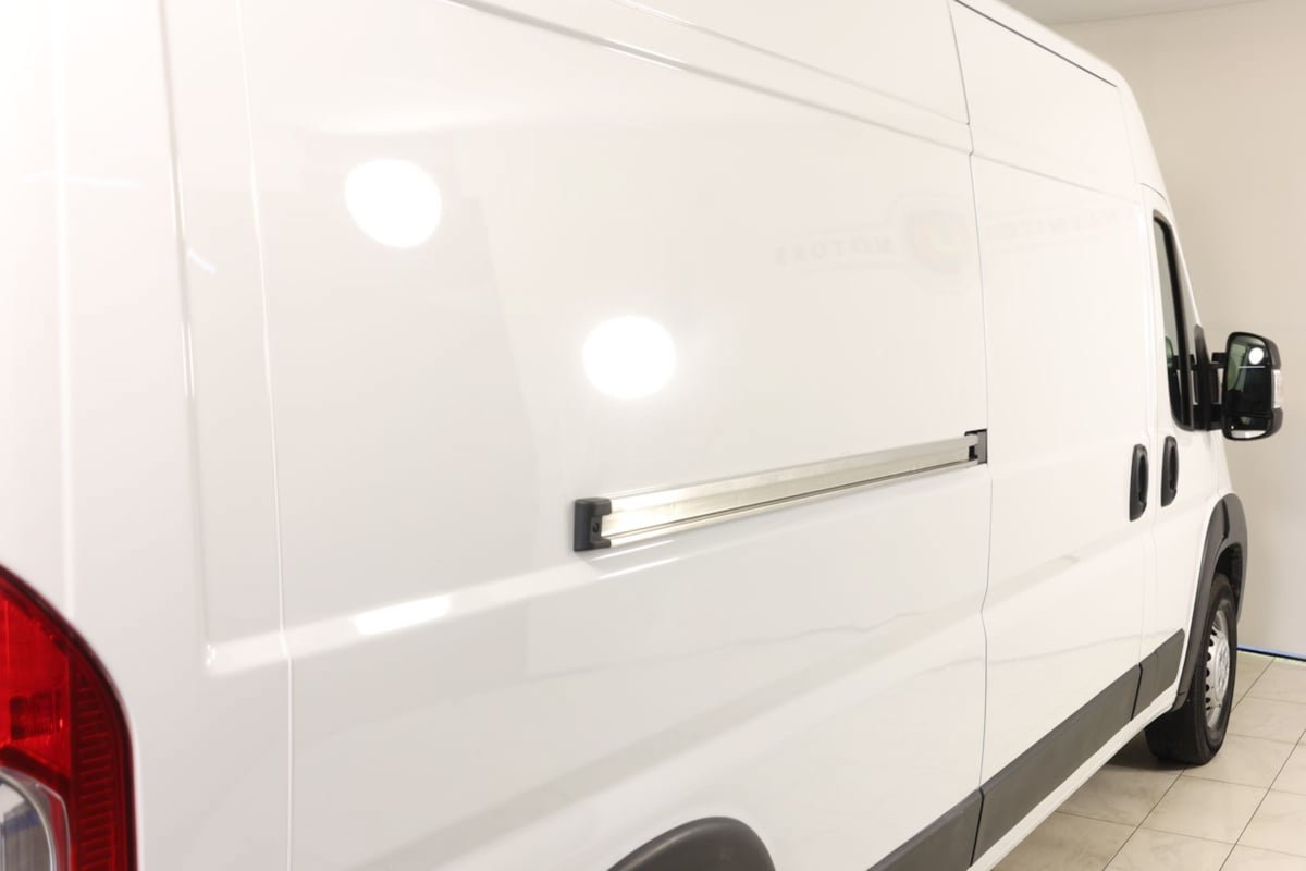 Used 2025 RAM ProMaster 2500 w/ Convenience Group FWD image 38
