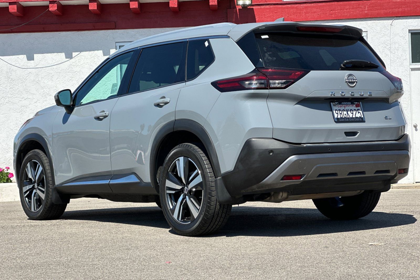 Used 2022 Nissan Rogue SL FWD image 6