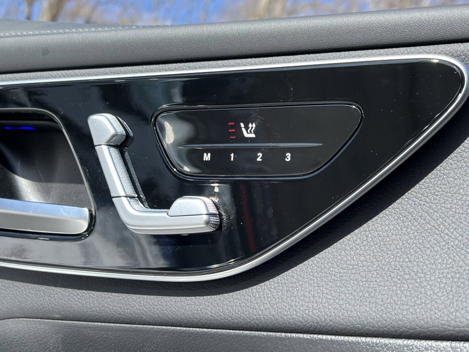 New 2026 Mercedes-Benz GLC 300 4MATIC image 34