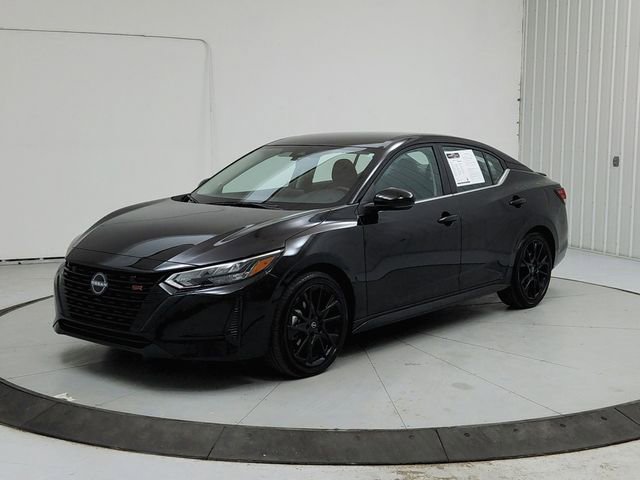 Used 2025 Nissan Sentra SR w/ Midnight Edition image 3