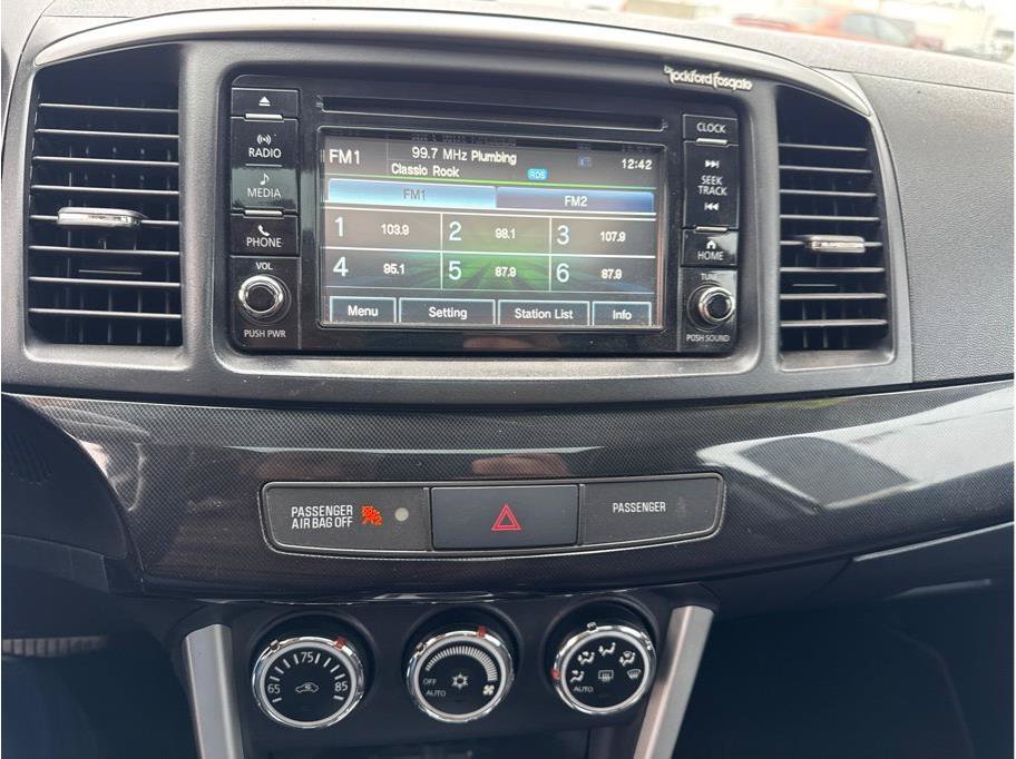 Used 2017 Mitsubishi Lancer AWD Sedan image 15