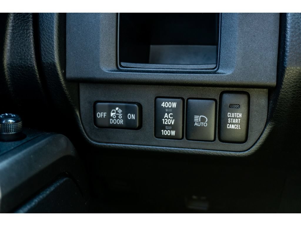 Used 2019 Toyota Tacoma TRD Off-Road AWD/4WD image 26