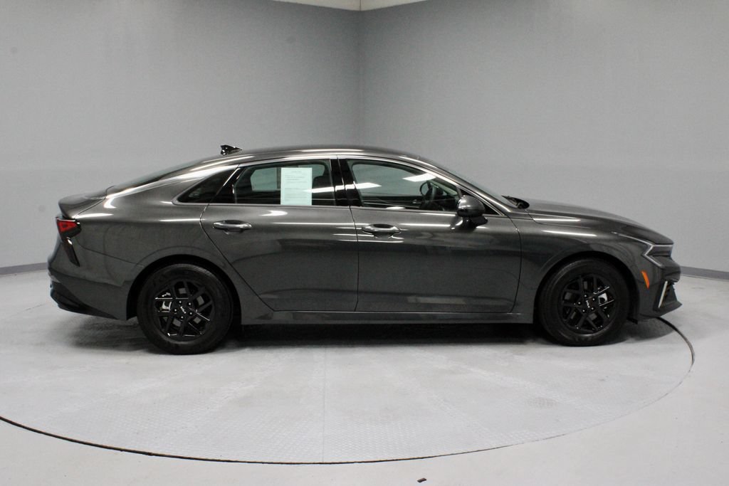 Used 2025 Kia K5 LXS FWD image 10