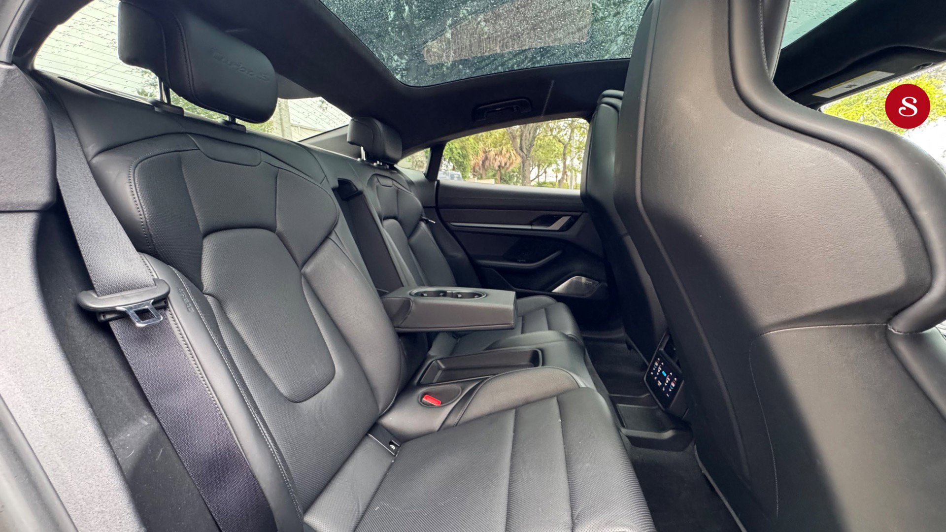 Used 2020 Porsche Taycan Turbo S image 24