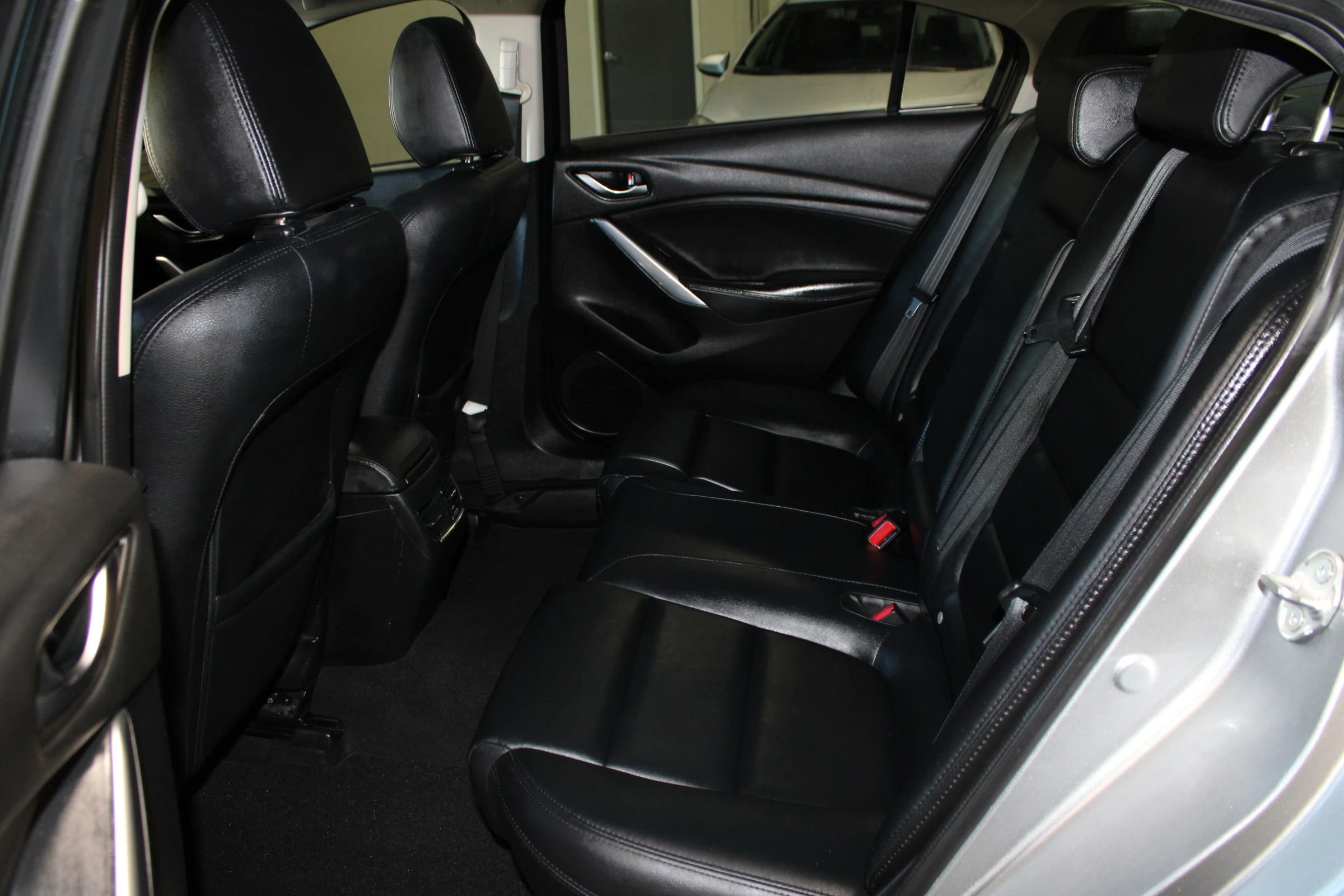 Used 2014 MAZDA MAZDA6 Touring w/ Touring Technology Package FWD image 24