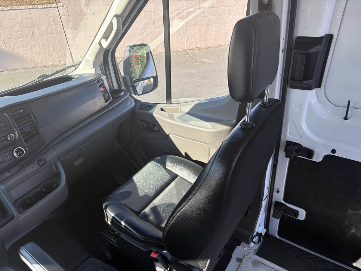 Used 2024 Ford Transit 250 148 Medium Roof Extended AWD image 16