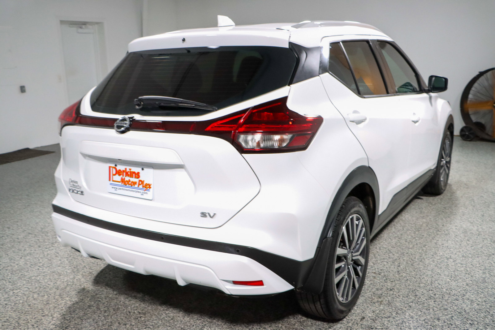 Used 2021 Nissan Kicks SV image 7