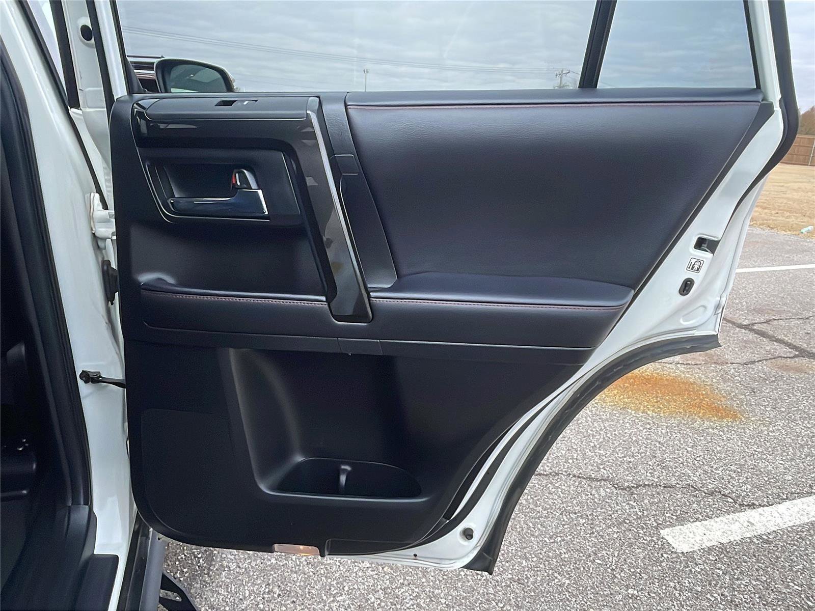 Used 2020 Toyota 4Runner TRD Off-Road Premium image 15