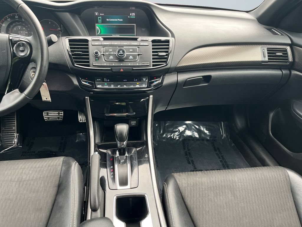 Used 2016 Honda Accord Sport image 11