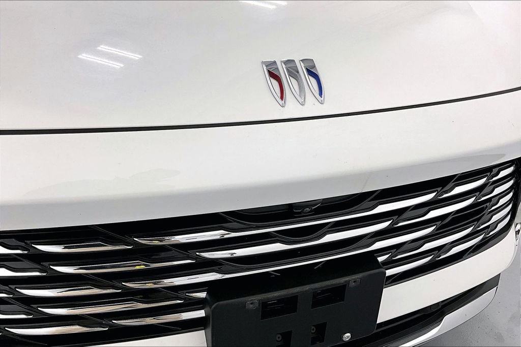 Used 2024 Buick Envision Preferred image 38