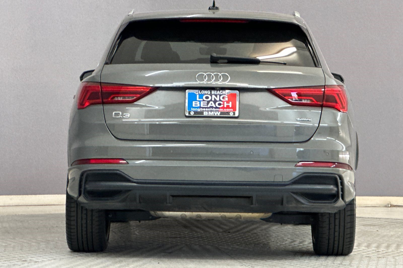 Used 2020 Audi Q3 2.0T Premium Plus w/ Premium Plus Package AWD/4WD image 9