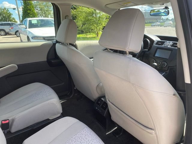 Used 2012 MAZDA MAZDA5 Sport FWD image 22
