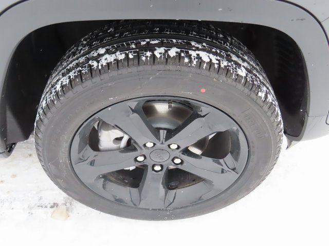 New 2025 Jeep Grand Cherokee Limited w/ Black Appearance Package image 13