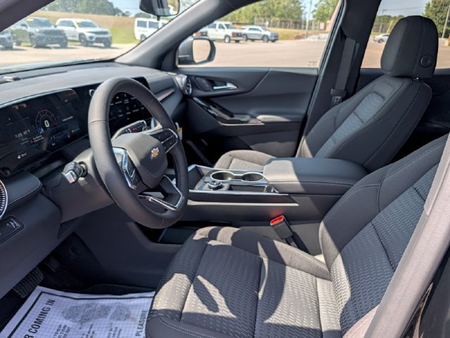 New 2027 Chevrolet Equinox LT FWD image 9