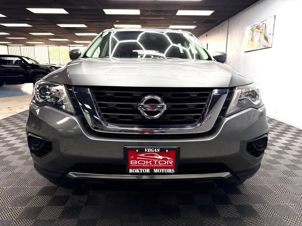 Used 2020 Nissan Pathfinder S AWD/4WD image 3
