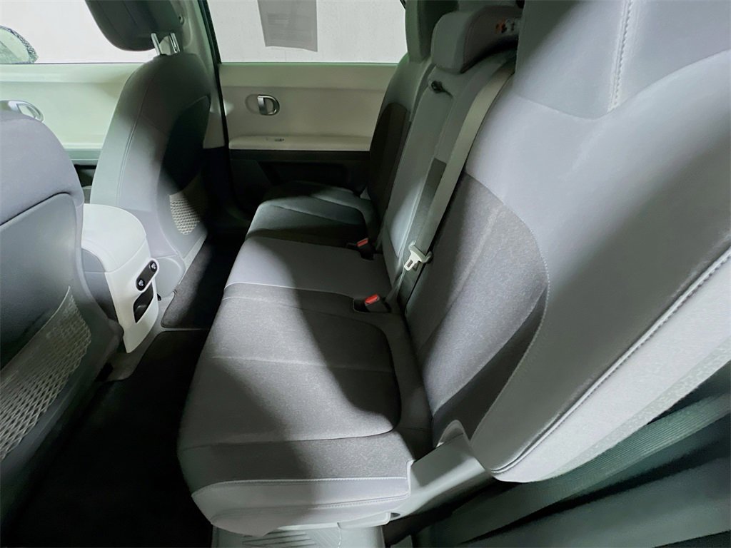 Used 2023 Hyundai Ioniq 5 SE image 22