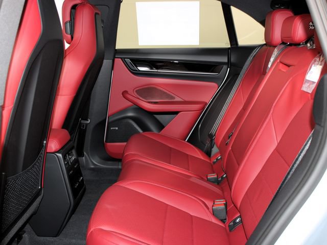 New 2026 Porsche Macan 4 Electric AWD/4WD image 21