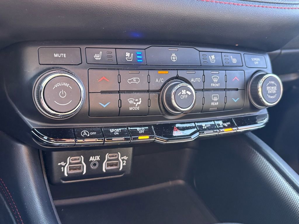 Used 2023 Dodge Durango GT AWD/4WD image 25