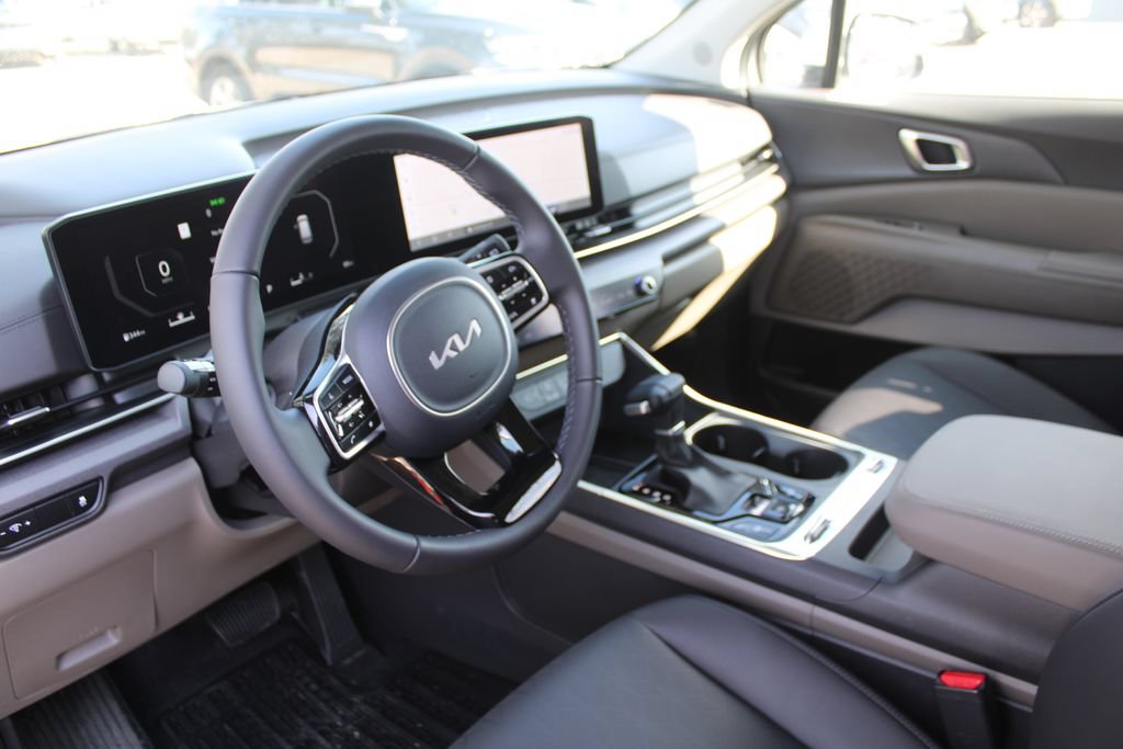 New 2027 Kia Carnival SX FWD image 29