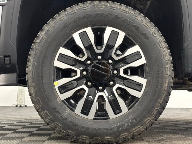 New 2026 GMC Sierra 2500 Denali Ultimate w/ Max Trailering Package image 17