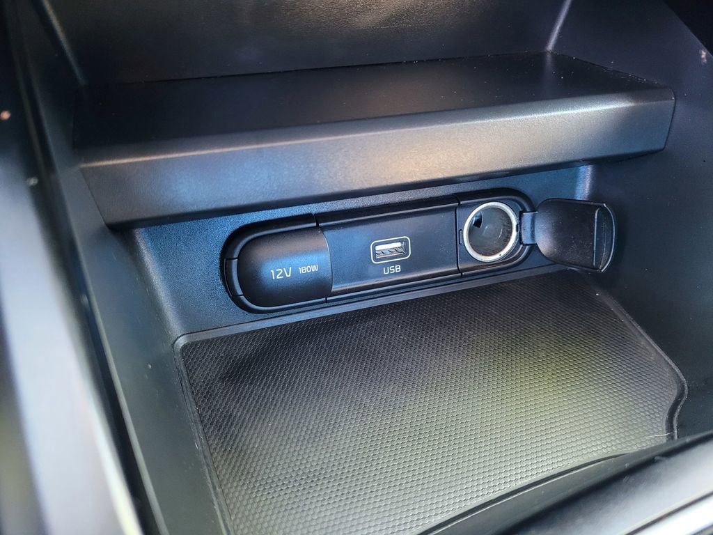 Used 2021 Kia Soul GT-Line FWD image 16