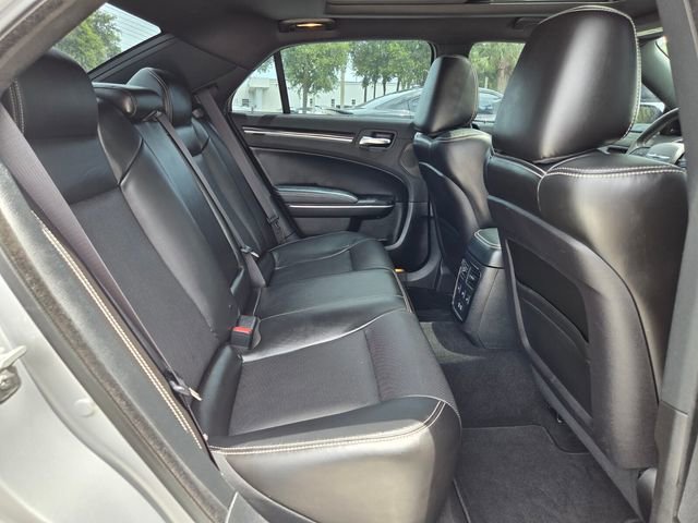 Certified 2022 Chrysler 300 S w/ Comfort Group RWD image 17