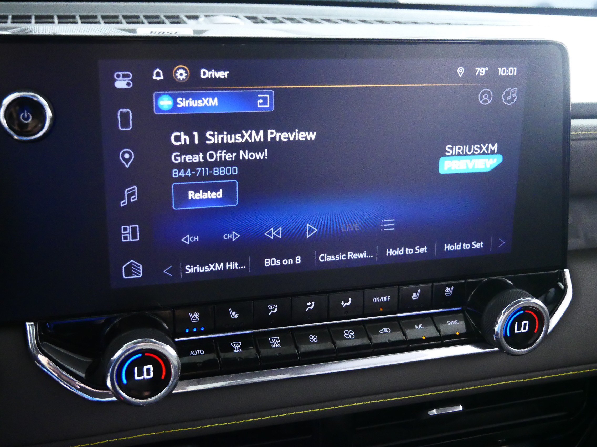 Used 2025 Chevrolet Colorado ZR2 w/ Technology Package AWD/4WD image 22