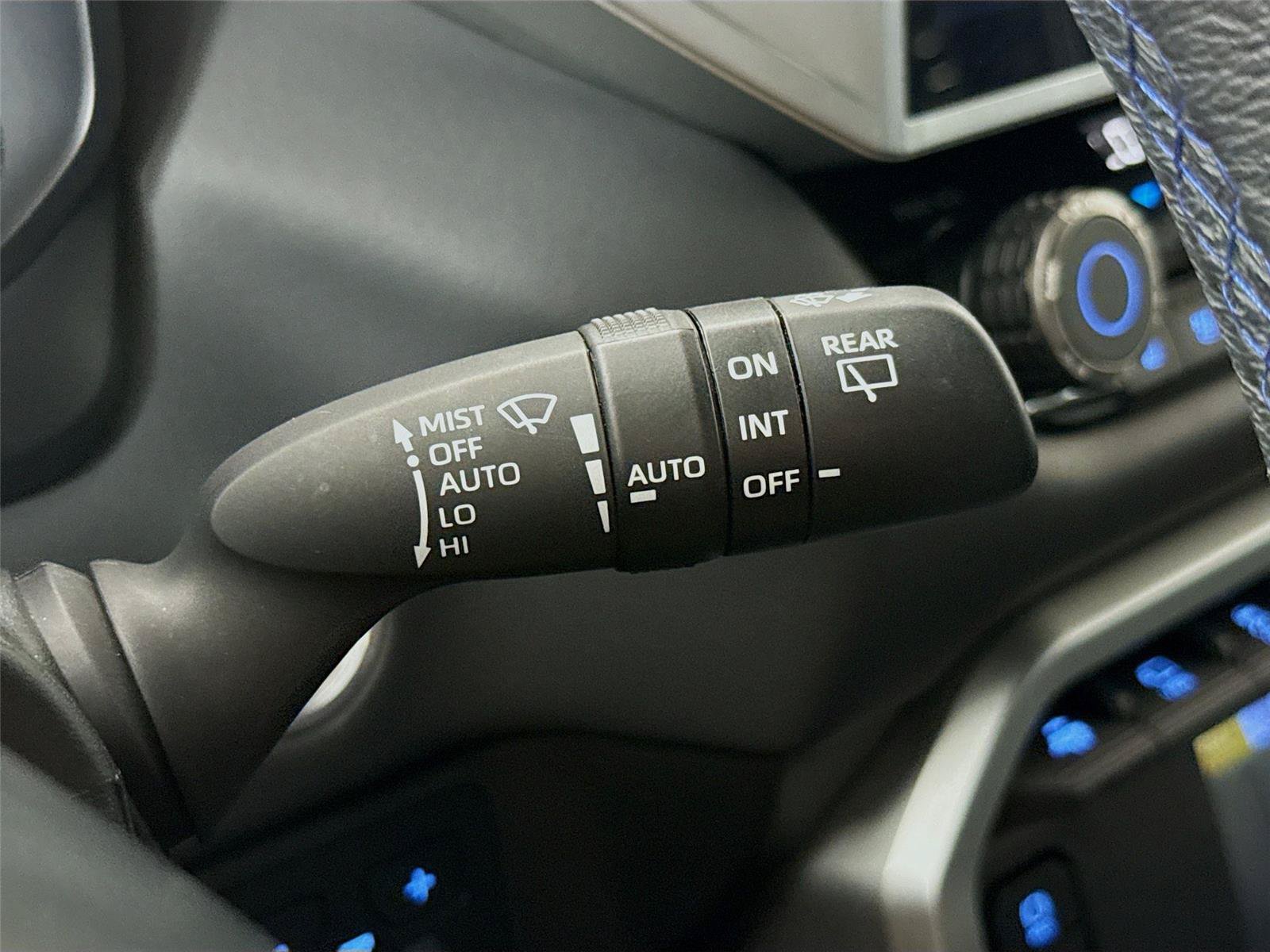 Used 2024 Toyota Sequoia Platinum AWD/4WD image 6