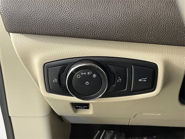 Used 2019 Lincoln MKC Select w/ Select Plus Package image 13