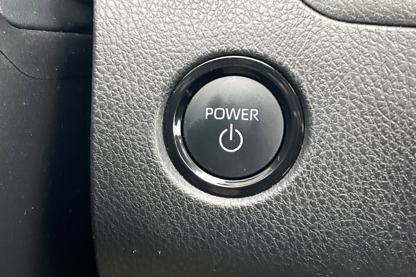 Certified 2025 Toyota Camry LE w/ Convenience Package image 18