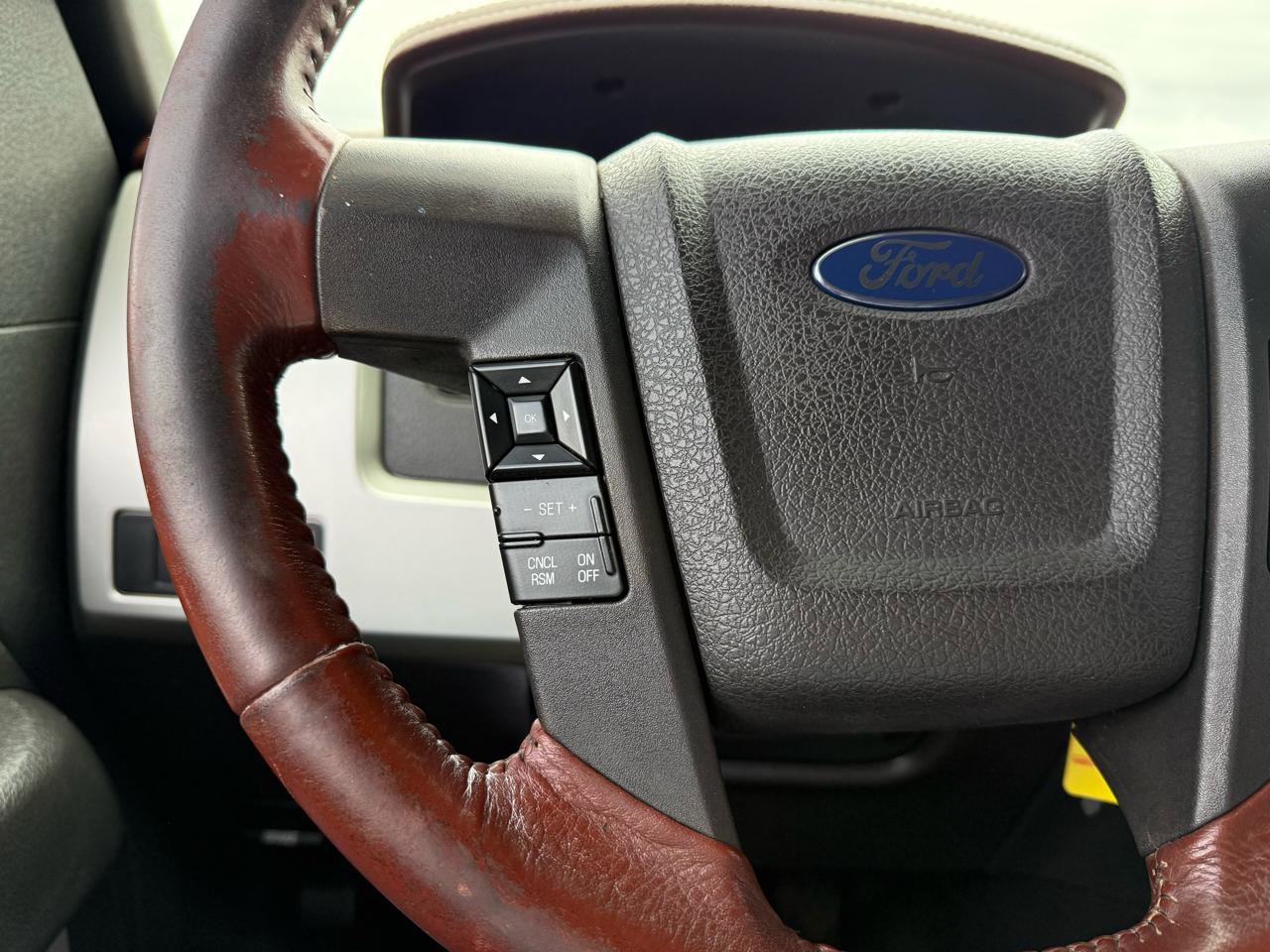 Used 2013 Ford F150 King Ranch w/ King Ranch Luxury Pkg RWD image 21