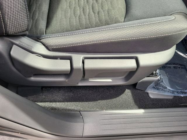 Used 2025 Nissan Pathfinder S AWD/4WD image 35