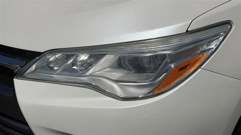 Used 2015 Toyota Camry XLE FWD image 12