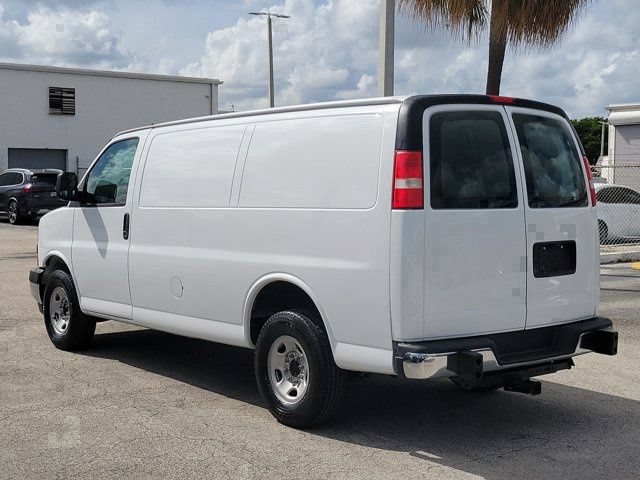 Used 2020 GMC Savana 2500 w/ Driver Convenience Package RWD image 5