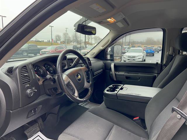 Used 2011 Chevrolet Silverado 2500 LT w/ Interior Plus Package image 14