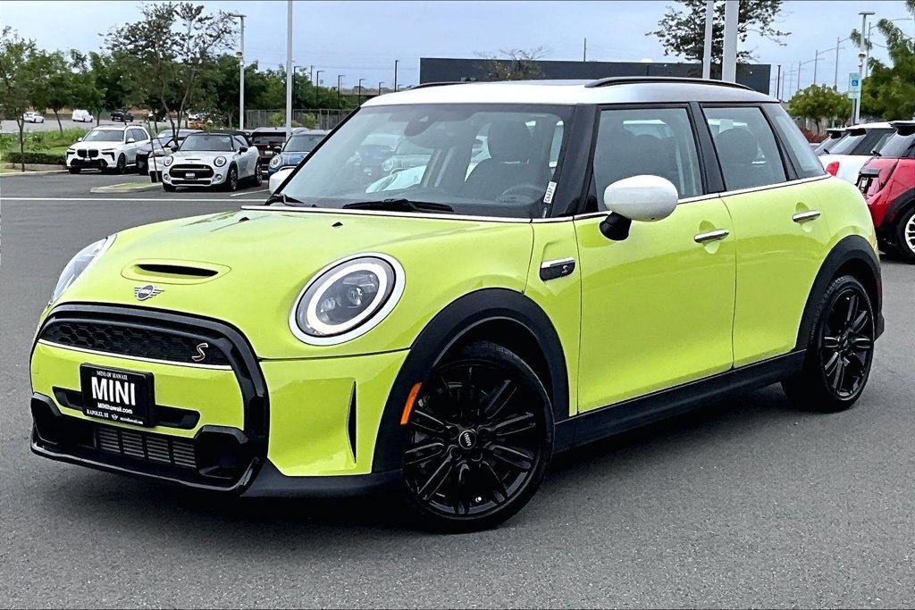 Used 2024 MINI Cooper S FWD image 2