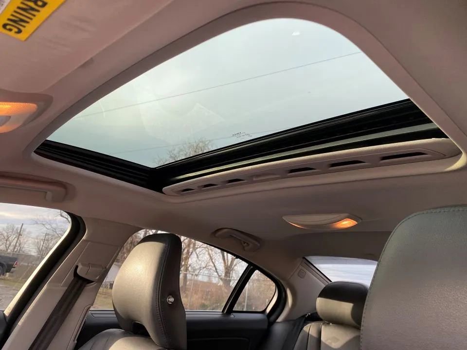 Used 2018 Volvo S60 T5 Inscription image 15