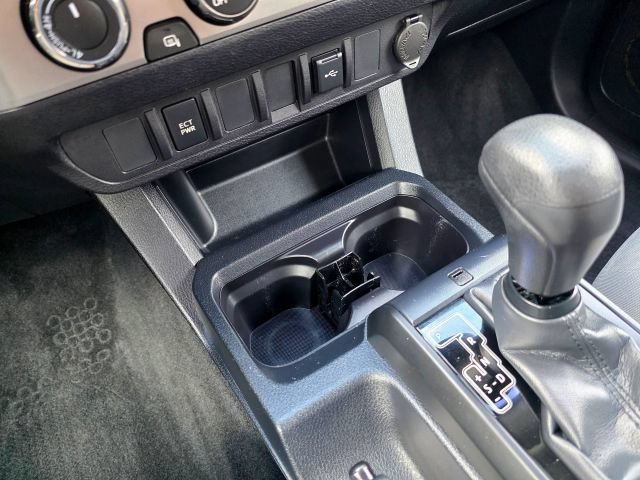 Used 2020 Toyota Tacoma SR w/ SR Convenience Package AWD/4WD image 34
