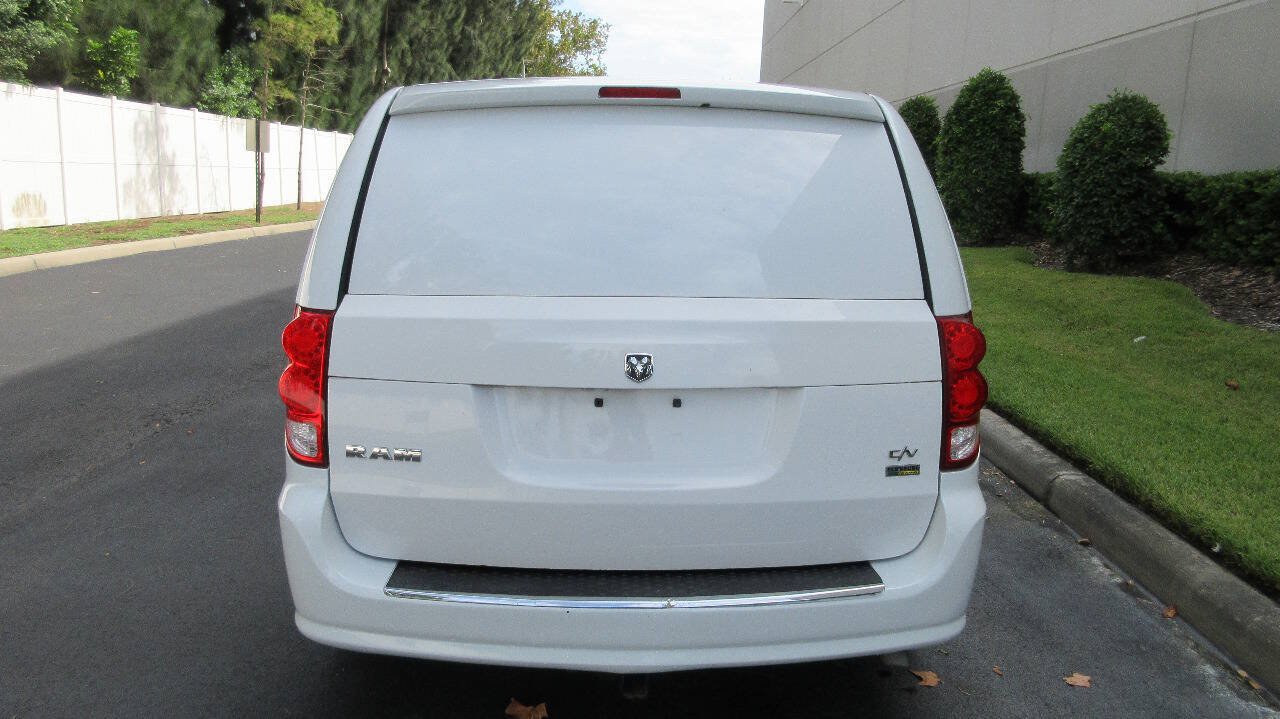 Used 2014 RAM C/V Tradesman FWD image 4