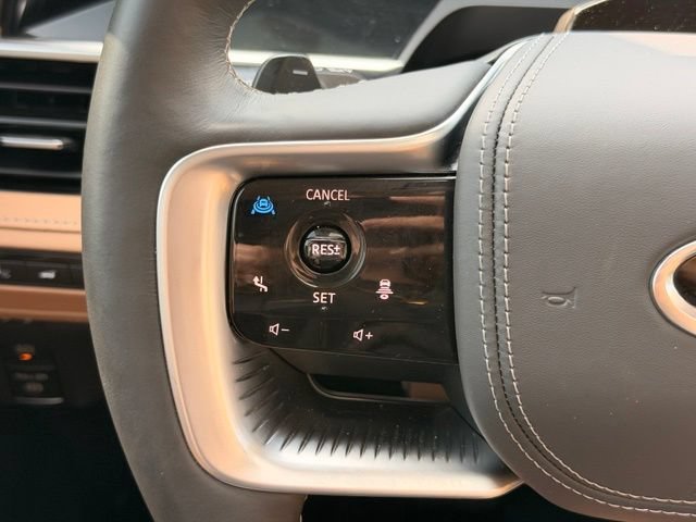 Used 2025 INFINITI QX80 Sensory w/ Exterior Package AWD/4WD image 32