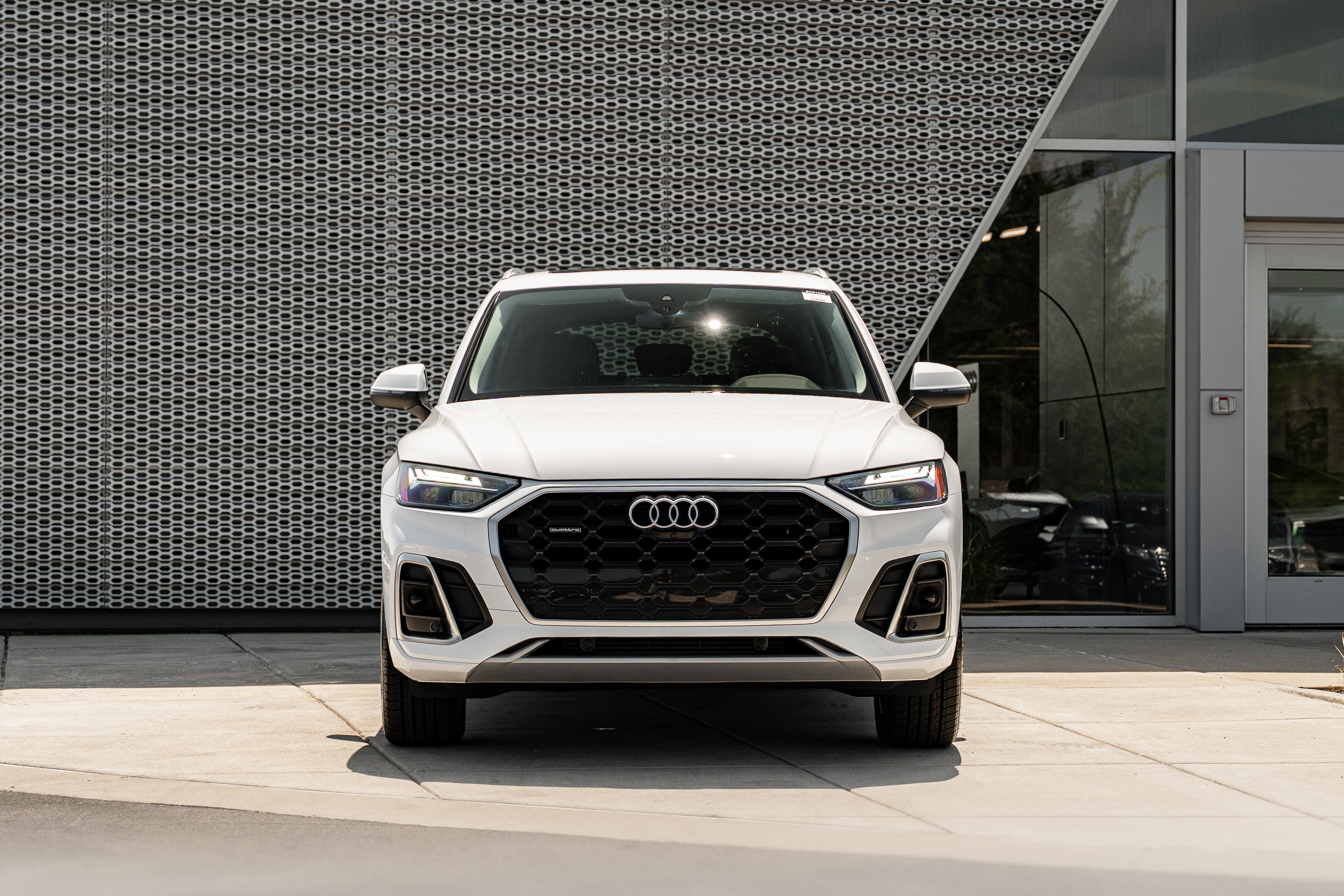 Certified 2023 Audi Q5 2.0T Premium Plus w/ Premium Plus Package AWD/4WD image 33