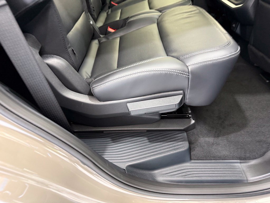 New 2027 Ford Expedition Platinum w/ Stealth Appearance Package AWD/4WD image 32