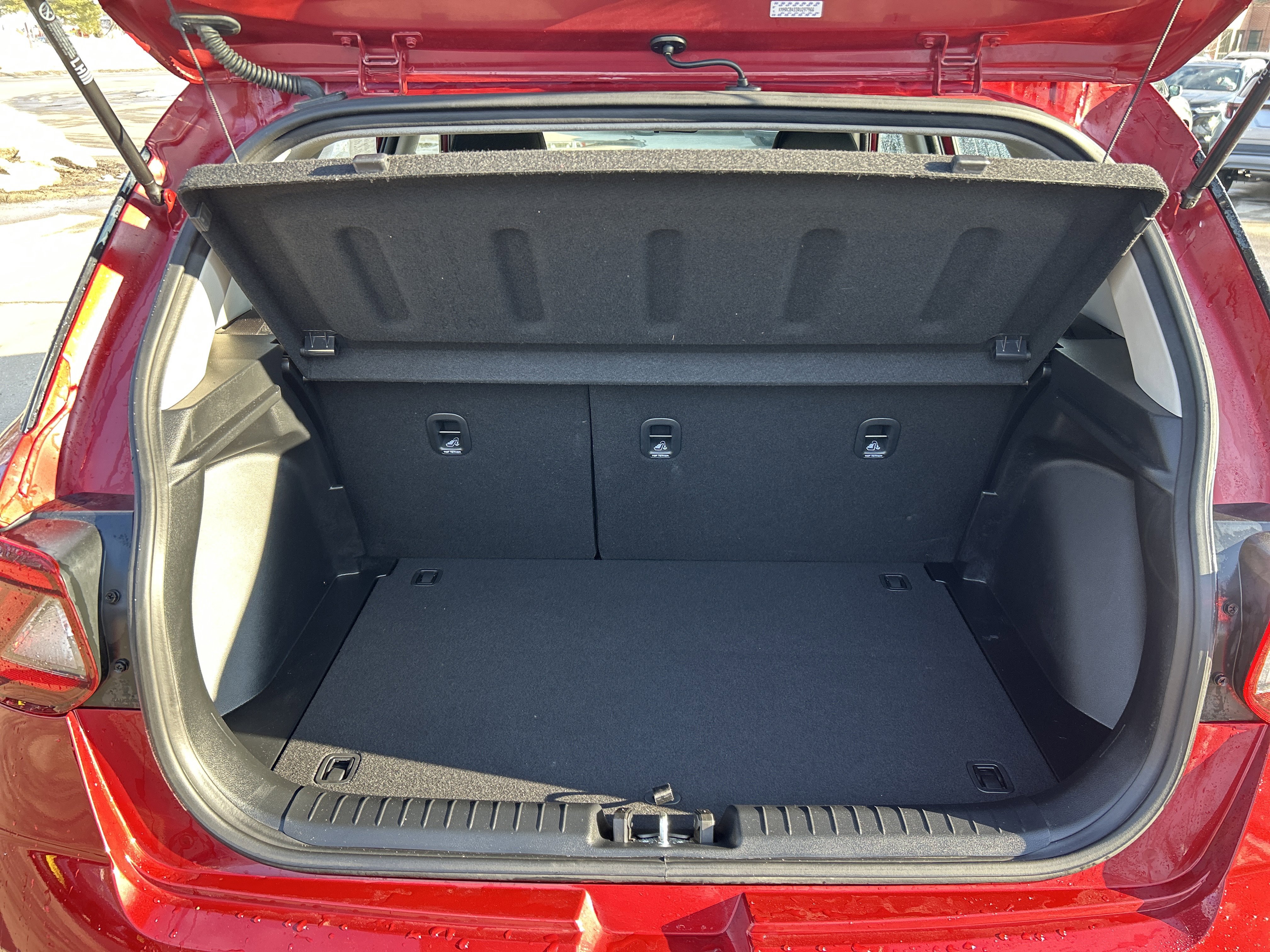 Certified 2024 Hyundai Venue SEL image 17