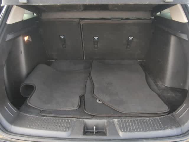 Used 2025 Chevrolet Trax LT FWD image 33