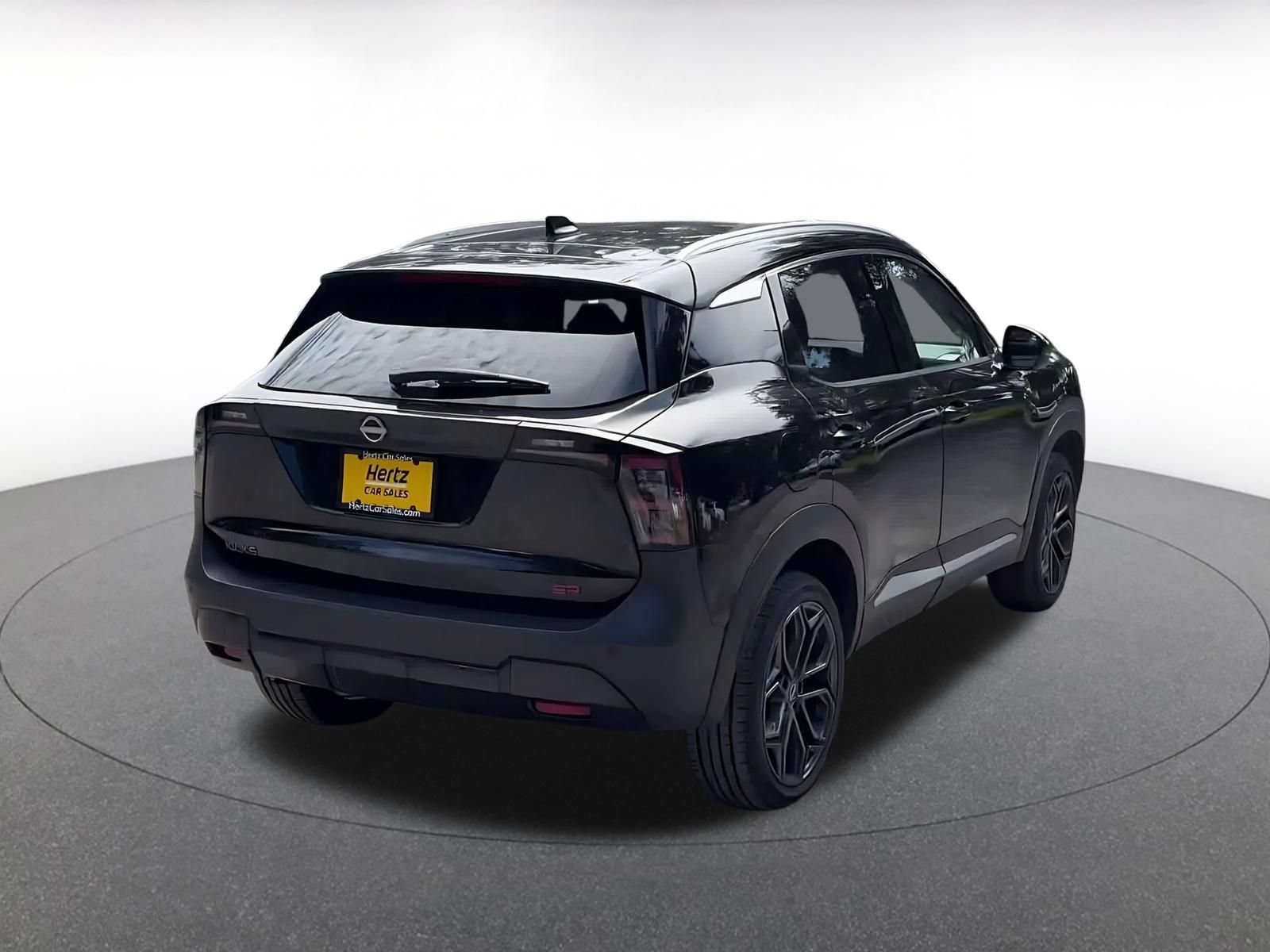 Used 2026 Nissan Kicks SR FWD image 13