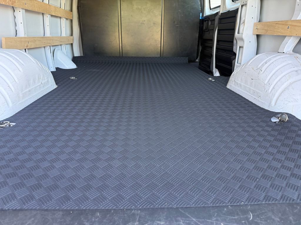 Used 2024 Chevrolet Express 2500 w/ Driver Convenience Package image 15