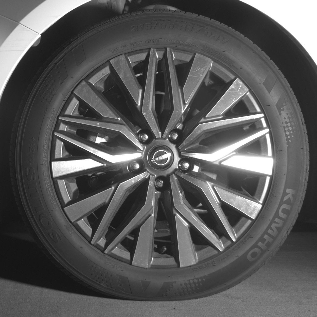 Used 2025 Nissan Altima 2.5 SV image 12