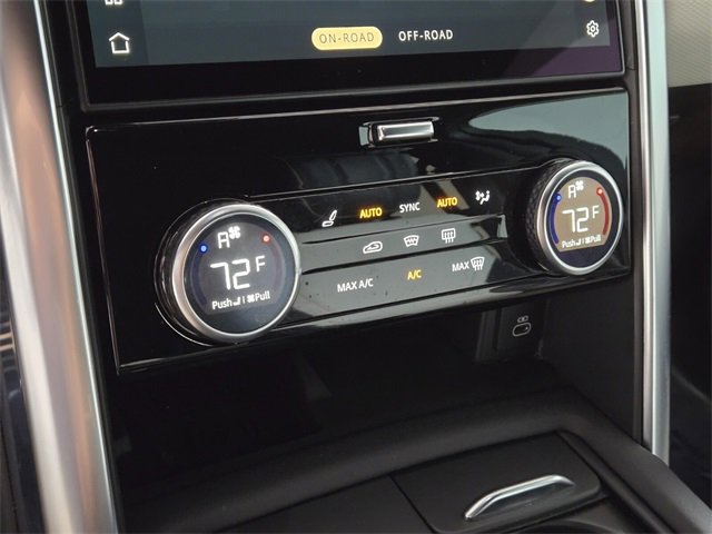 Used 2021 Land Rover Discovery S R-Dynamic image 37